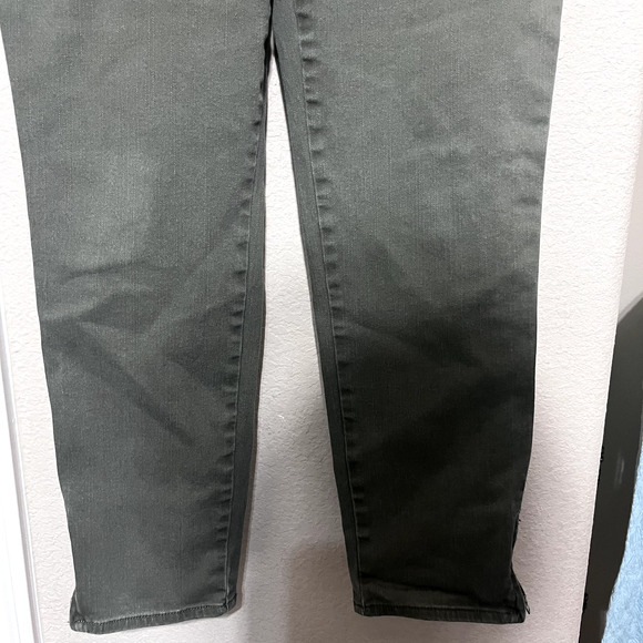 Chicos Jeans sz 1/M Perfect Stretch Girlfriend Slim Pullon Zippered Ankle Green - Picture 2 of 10